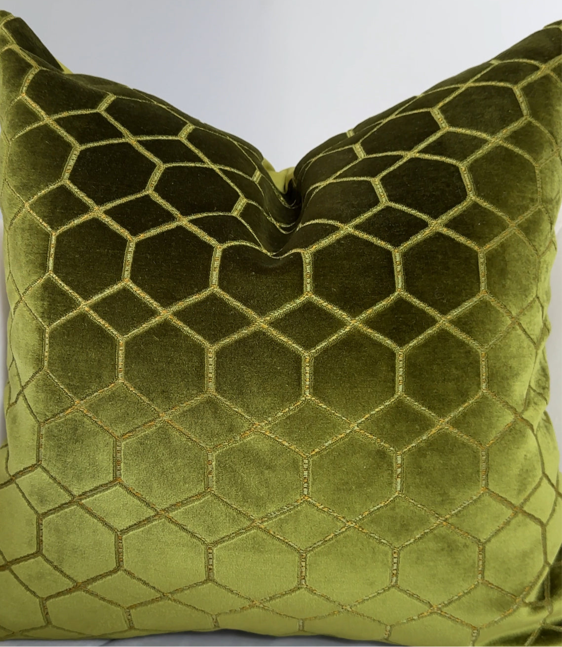 Luxurious 22x22 Olive Green Hexagonal Velvet Pillow Cover