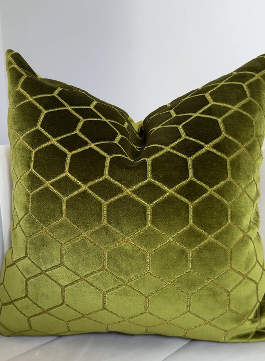 Luxurious 22x22 Olive Green Hexagonal Velvet Pillow Cover